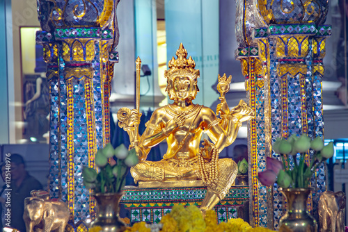 Photos Erawan Shrine to the Hindu God Brahma