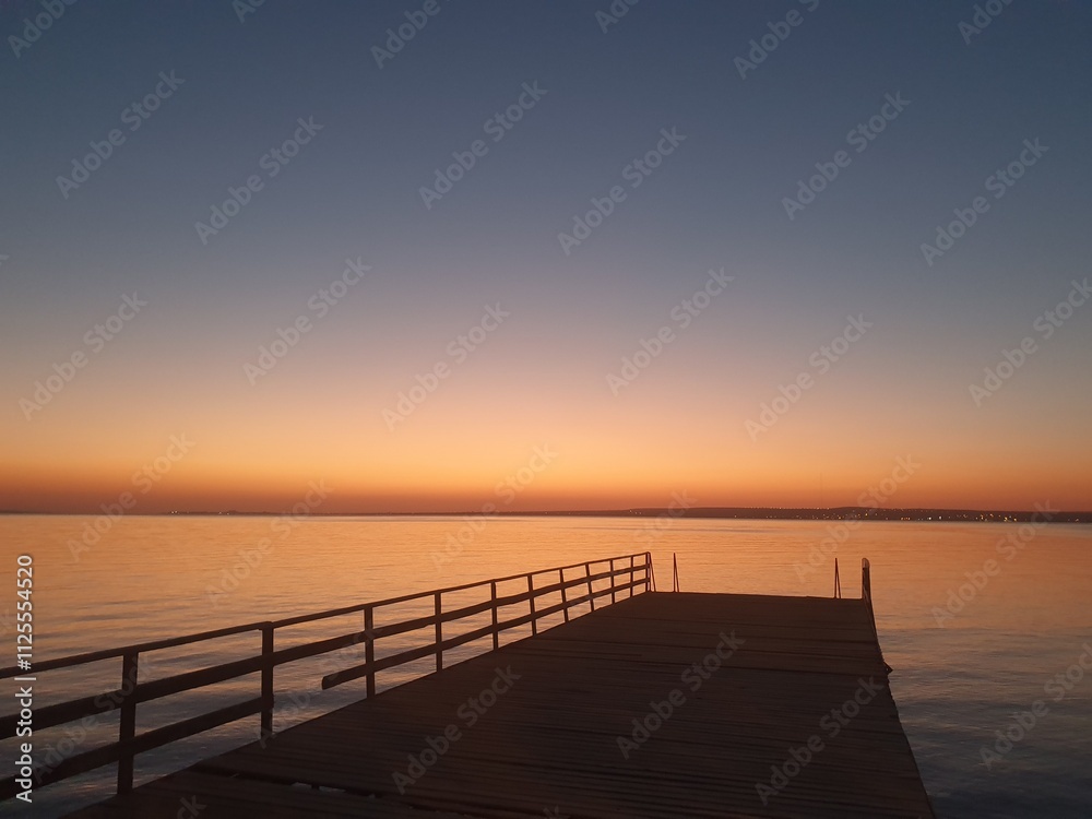 Obraz premium sunset at the pier