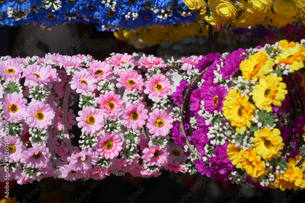 Beautiful and Vibrant Flower Arrangements Perfect for Festive Occasions