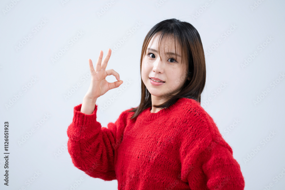 赤いニットの女性 赤いニットの女性
