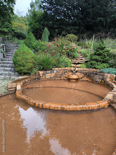 Obraz na płótnie Chalice well garden w salonie