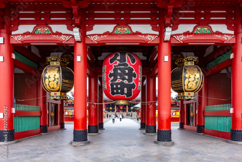 Obraz na płótnie Hozomon gate of Senso-ji temple in Asakusa, Tokyo w salonie