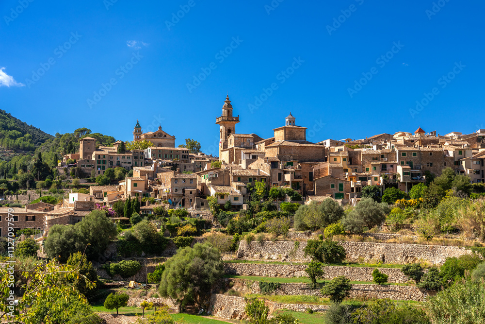 Aussicht auf das Bergdorf Valldemossa, Mallorca Aussicht auf das Bergdorf Valldemossa, Mallorca