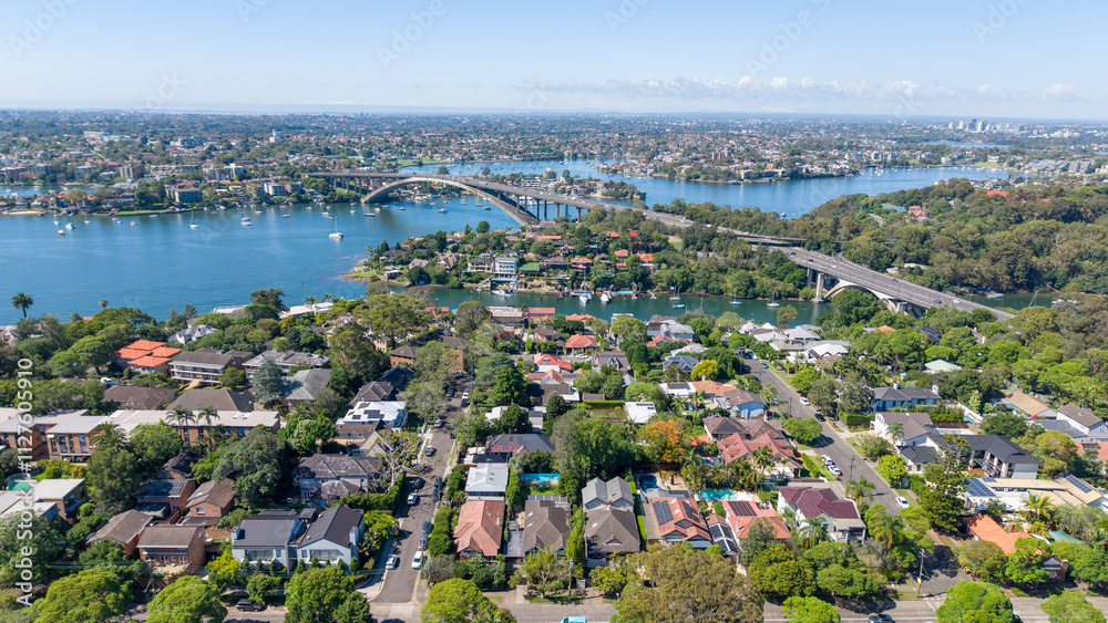 Fototapeta premium The Sydney suburb of Hunters Hill and the Parramatta river.