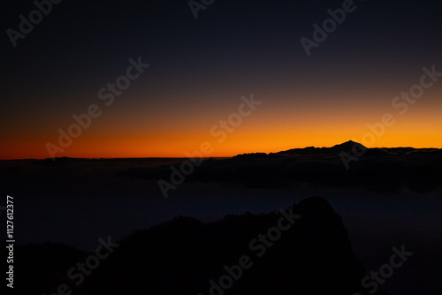 Vista del Teide al atardecer photo