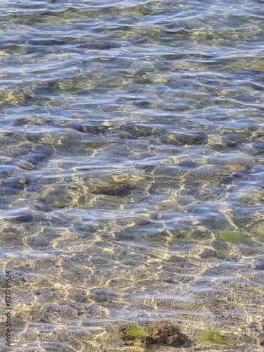 Agua clara en el mar photo