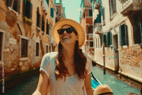 Young couple enjoying Venice landmarks  travel  and lifestyle.