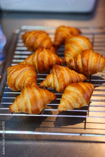 Frische Croissants aus dem Ofen, hausgemacht