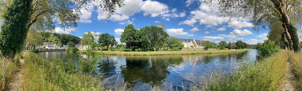 le long de l'Aulne à Châteaulin en Bretagne Finistère