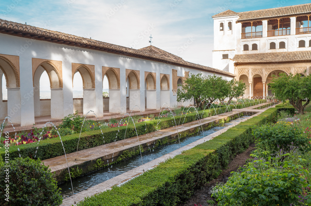Fototapeta premium Portico in El Palacio del Partal or Partal Palace with fountains. Albaicin old town, Alhambra castle, Andalusia, Spain.