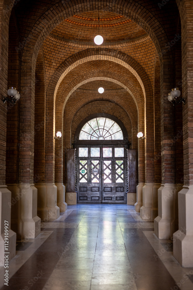 Fototapeta premium Arches in an old building