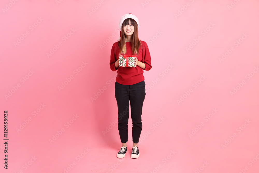 20s woman in red T-shirt 20s woman in red T-shirt