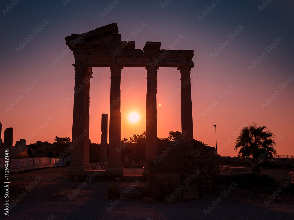 Fototapeta premium View of the remains of the Temple of Apollo in the city of Side on the Turkish Riviera.