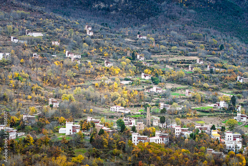 Zhonglu Tibetan village with watchtowers in Danba, Sichuan - China