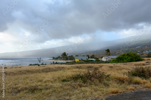 Paysage en bord de mer de l'île de la Réunion photo