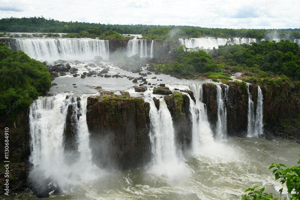 Iguazu Falls in Argentina and Brazil - ブラジル イグアスの滝