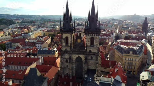 A captivating video showcasing the stunning architecture of Prague, featuring iconic buildings, historical landmarks, and the city’s charming streets. The footage highlights the blend of Gothic, Baroq photo