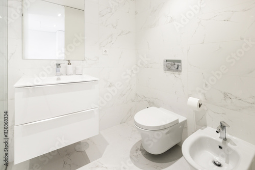 Bright and modern bathroom design