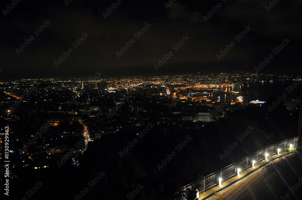 Naklejka premium Napoli panorama notturno