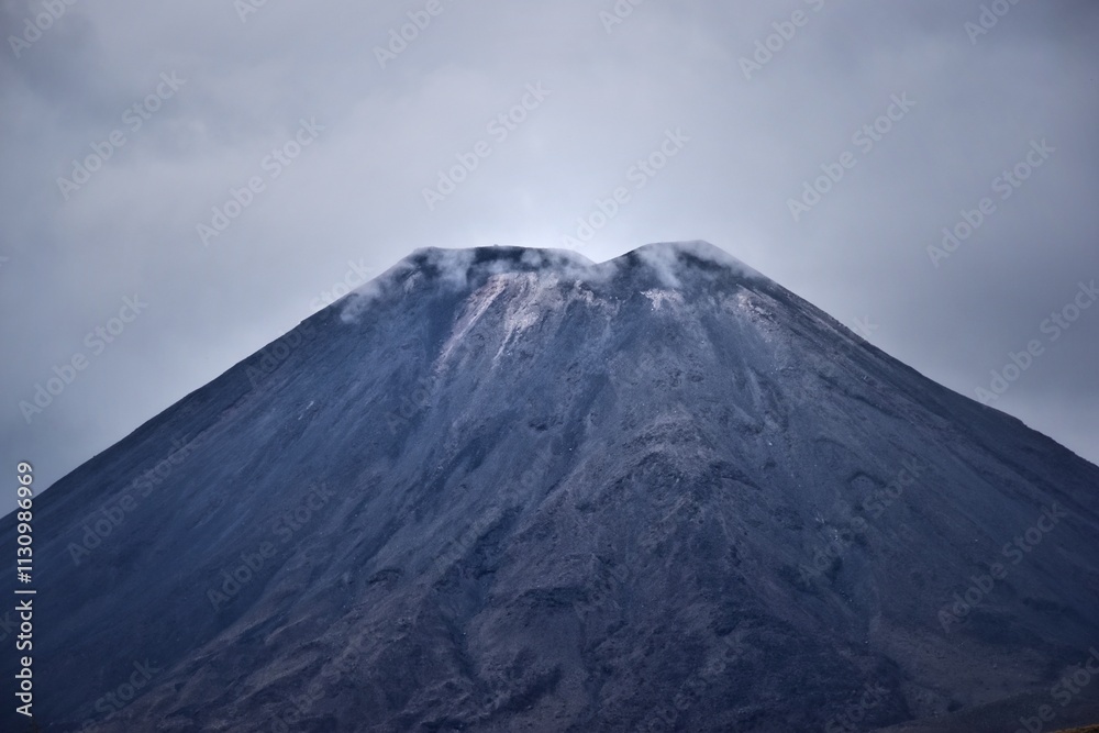 Fototapeta premium Mount Doom volcano from Lord of the rings