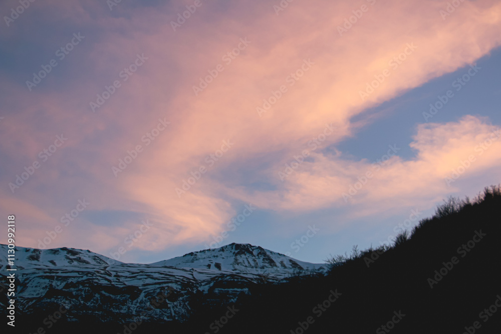 Fototapeta premium sunset in the mountains