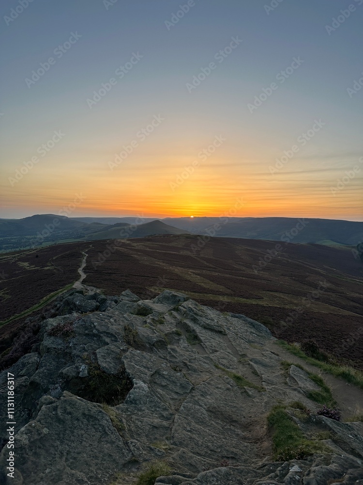 Fototapeta premium sunset in the mountains