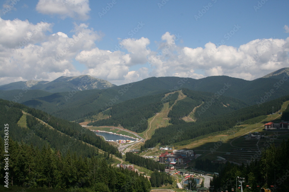 Fototapeta premium Travel to the Carpathian Mountains