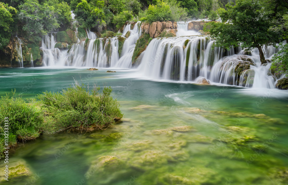 Obraz premium Wasserfall im Krka Nationalpark, Kroatien
