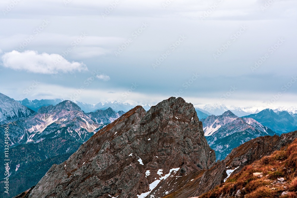 Obraz premium Panoramic view from Karwendel summit to the Tyrolean Alps.