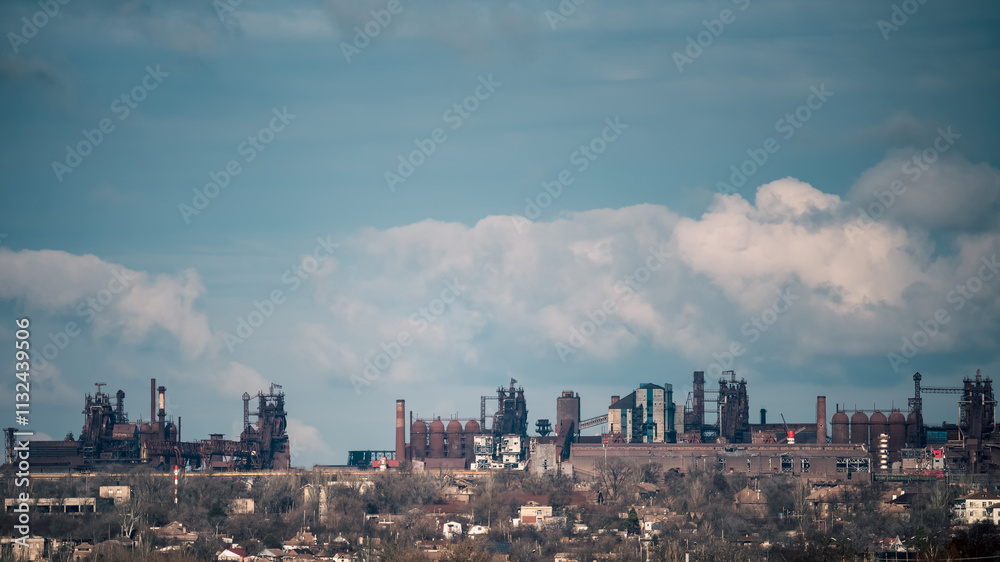 Obraz premium destroyed and burned houses in the city in Ukraine