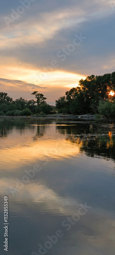 Obraz na płótnie sunset by the Danube river in Novi Sad