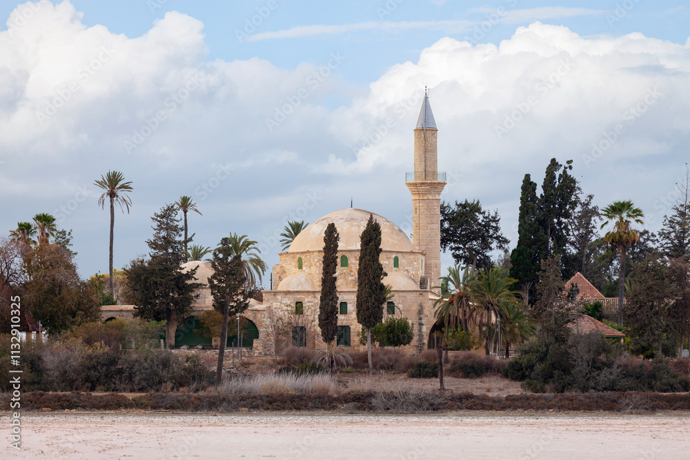 Obraz premium Hala Sultan Tekke in Larnaca