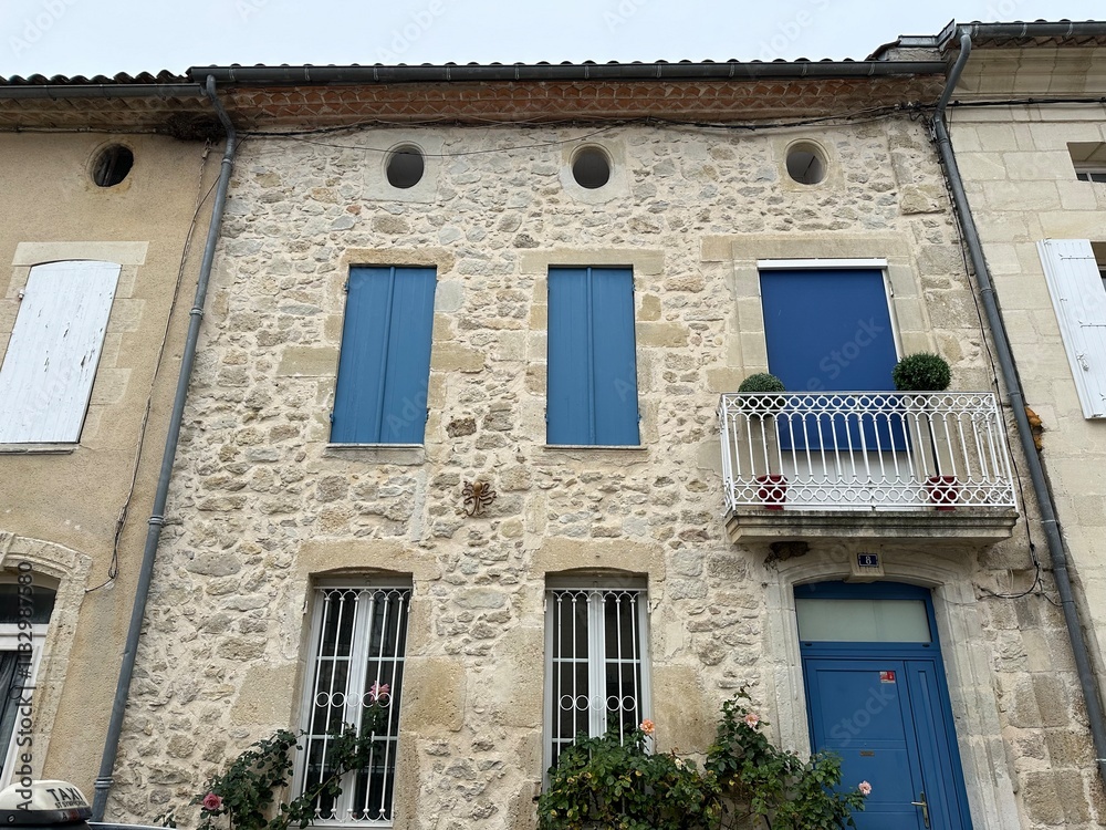 jolie maison en pierre