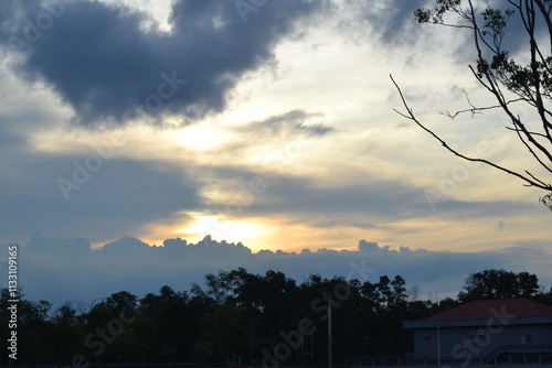 sunset, sky, sun, clouds, sunrise, cloud, nature, landscape, orange, light, evening, dark, blue, dusk, morning, red, summer, trees, sunlight, horizon, tree, yellow, beautiful, night