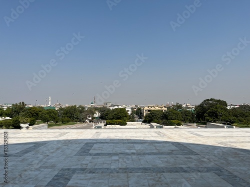 Wallpaper Mural Traffic on road in the evening Torontodigital.ca