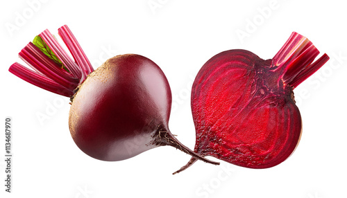 Frische Rote Bete ausgeschnitten: Leuchtend rotes Fruchtfleisch, perfekt für gesunde Rezepte und Superfood	