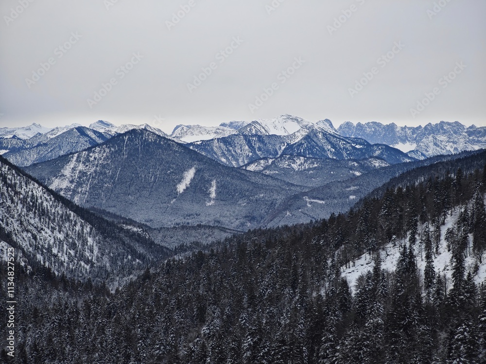 Obraz premium snow covered mountains