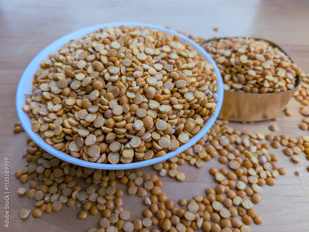 Peas in the white and gold bowl. Close up Peas in the white and gold bowl. Close up