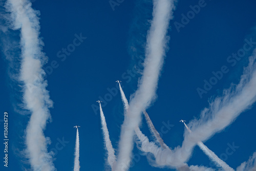 飛行するブルーインパルス　自衛隊/Flying Blue Impulse Japan Self-Defense Forces