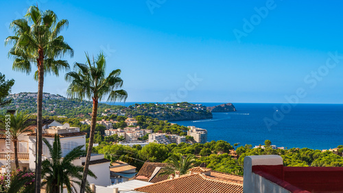 Obraz na płótnie Blick über die Bucht von Platja de Santa Ponca auf der Baleareninsel Mallorca w salonie