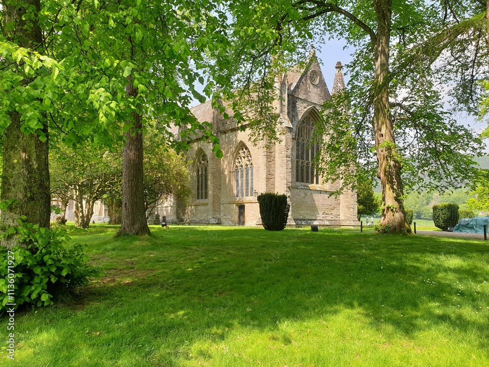 Fototapeta premium Dunkeld cathedral by the river Tay
