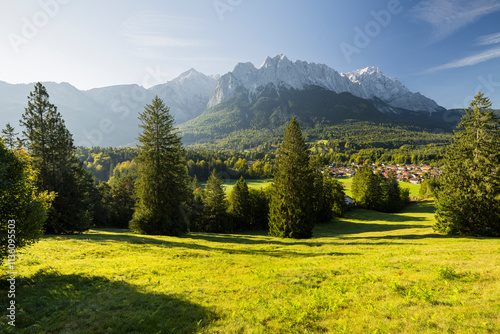 Blick über Grainau zum Waxenstein, Wettersteingebirge, Grainau, Werdenfelser Land, Bayern, Deutschland photo