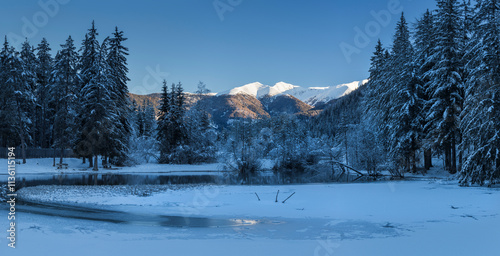 Toblacher See, Villgrater Berge, Südtirol, Alto Adige, Italien photo