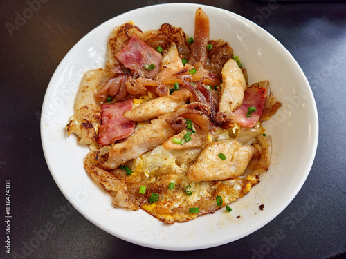 Stir-fried Rice Noodles with Chicken (
Kuaitiao khua kai) Top View Image photo