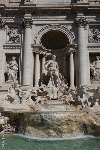 Trevi Fountain in Rome photo