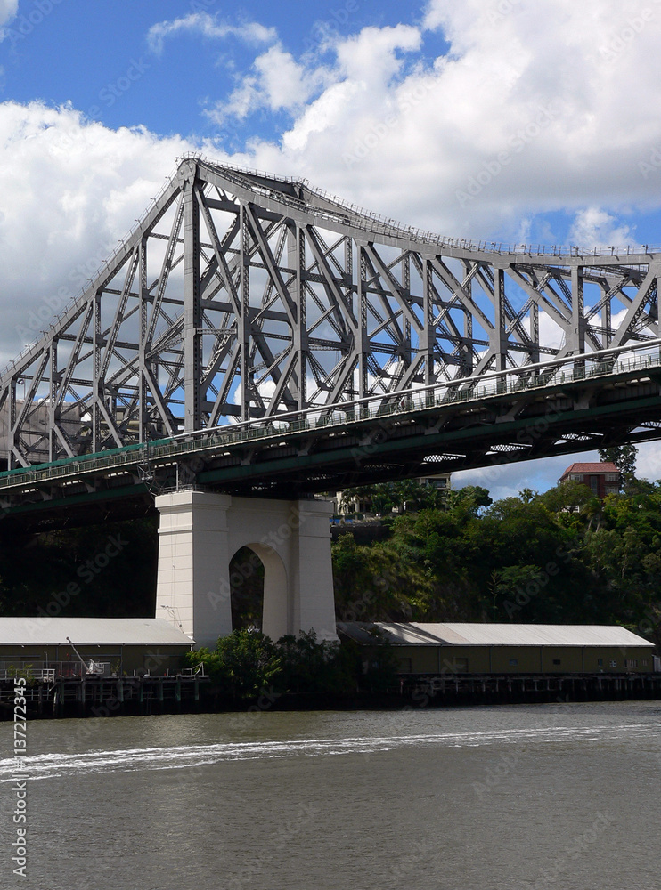 Naklejka premium Story Bridge over the river in Brisbane, Queensland, Australia