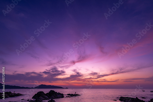 Schilderij op canvas Beautiful clouds in sunset or sunrise over sea,Colorful scenery sunset sky, Amaz