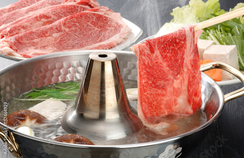 和牛もも肉スライス_しゃぶしゃぶ