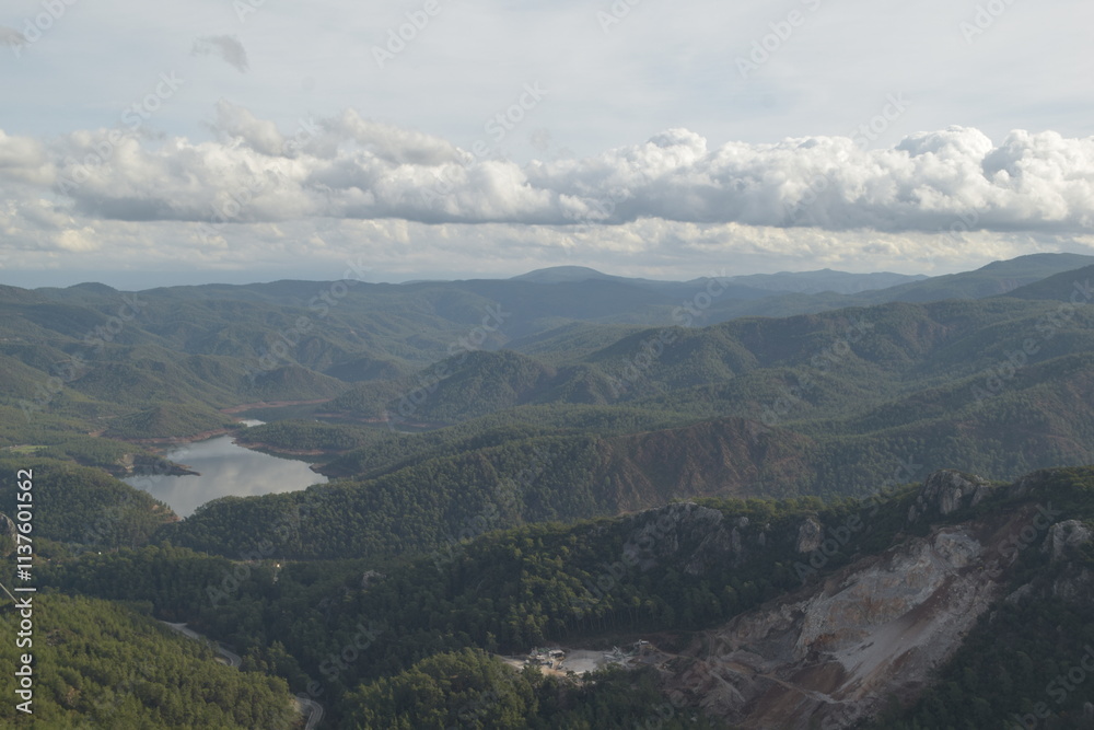 Obraz premium Mountain landscape in Turkey. A mountain landscape from a bird's-eye view.