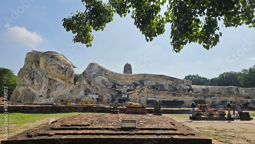 reclined buddha in ayutthaya
